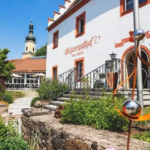 Schlossgasthof Rosch Otel Blaibach